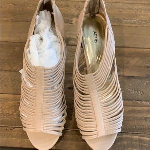 Apt 9 high heel shoes